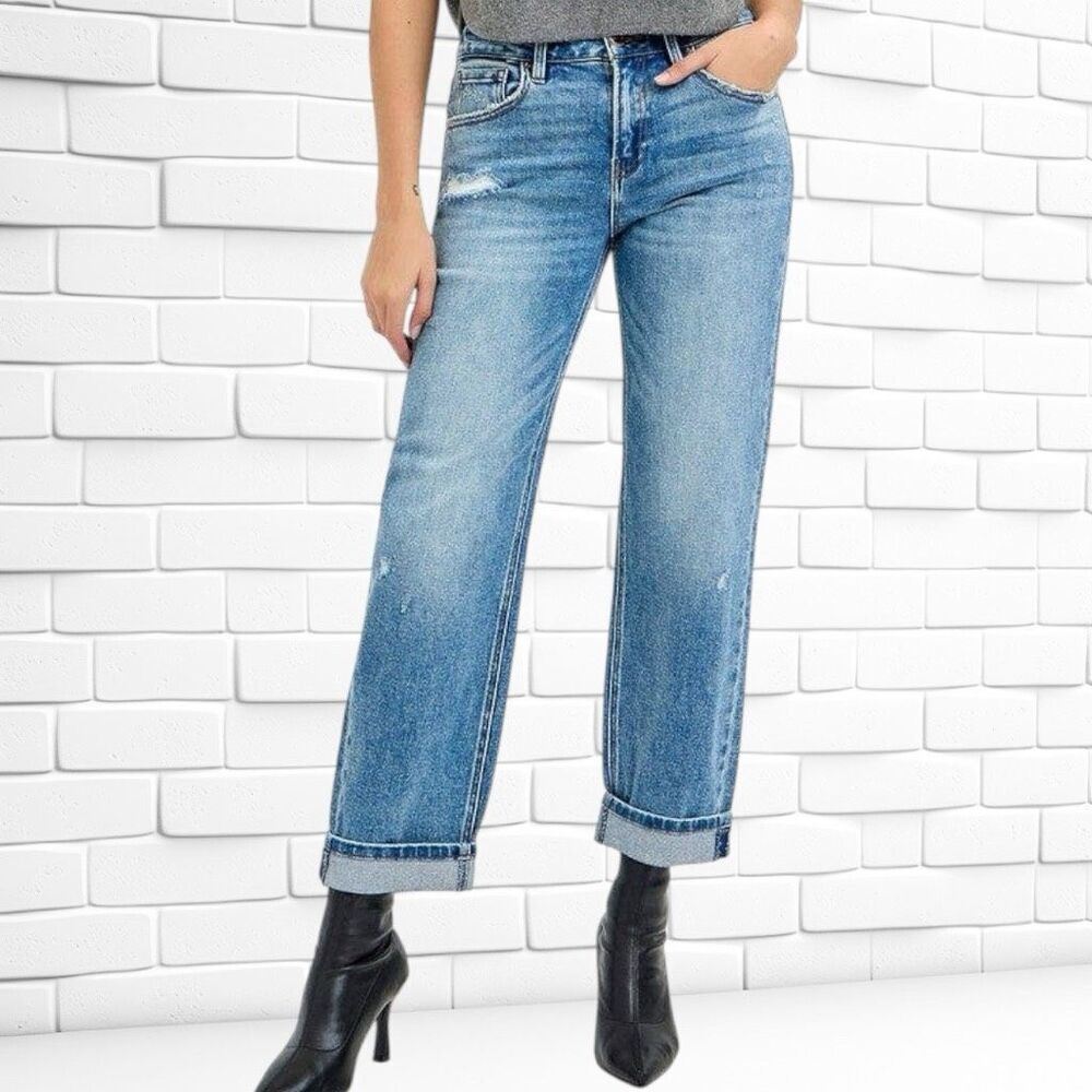 Risen High Rise Medium Wash Ankle Boyfriend Distressed Jeans – 15/32 NWT